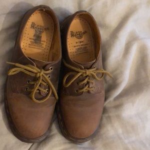 Dr. Martens vintage, 1561–made in England. EU size 5 (US6men’s/7women’s)